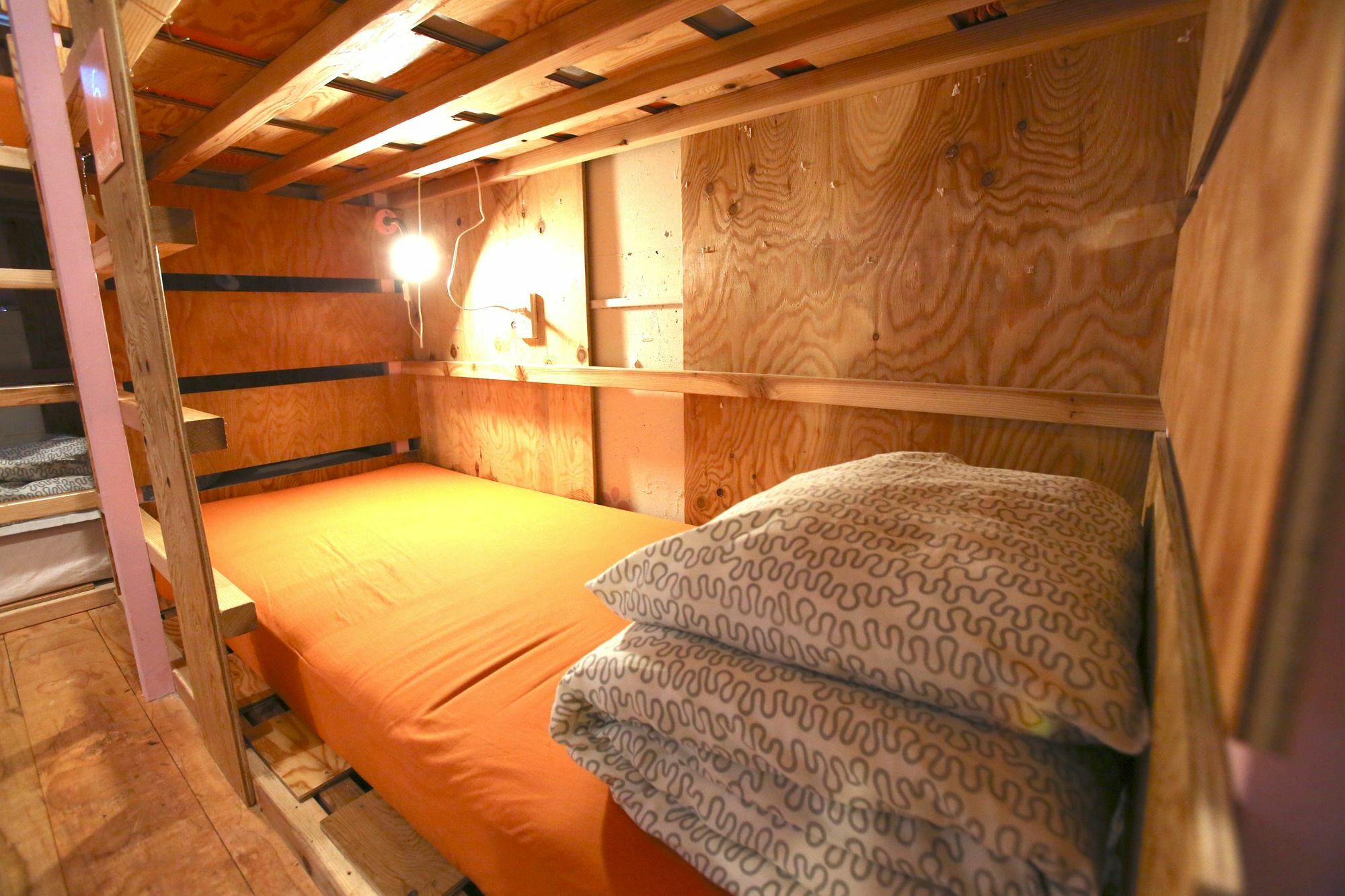 Yadoya Guest House Orange Tokyo prefektur Exteriör bild