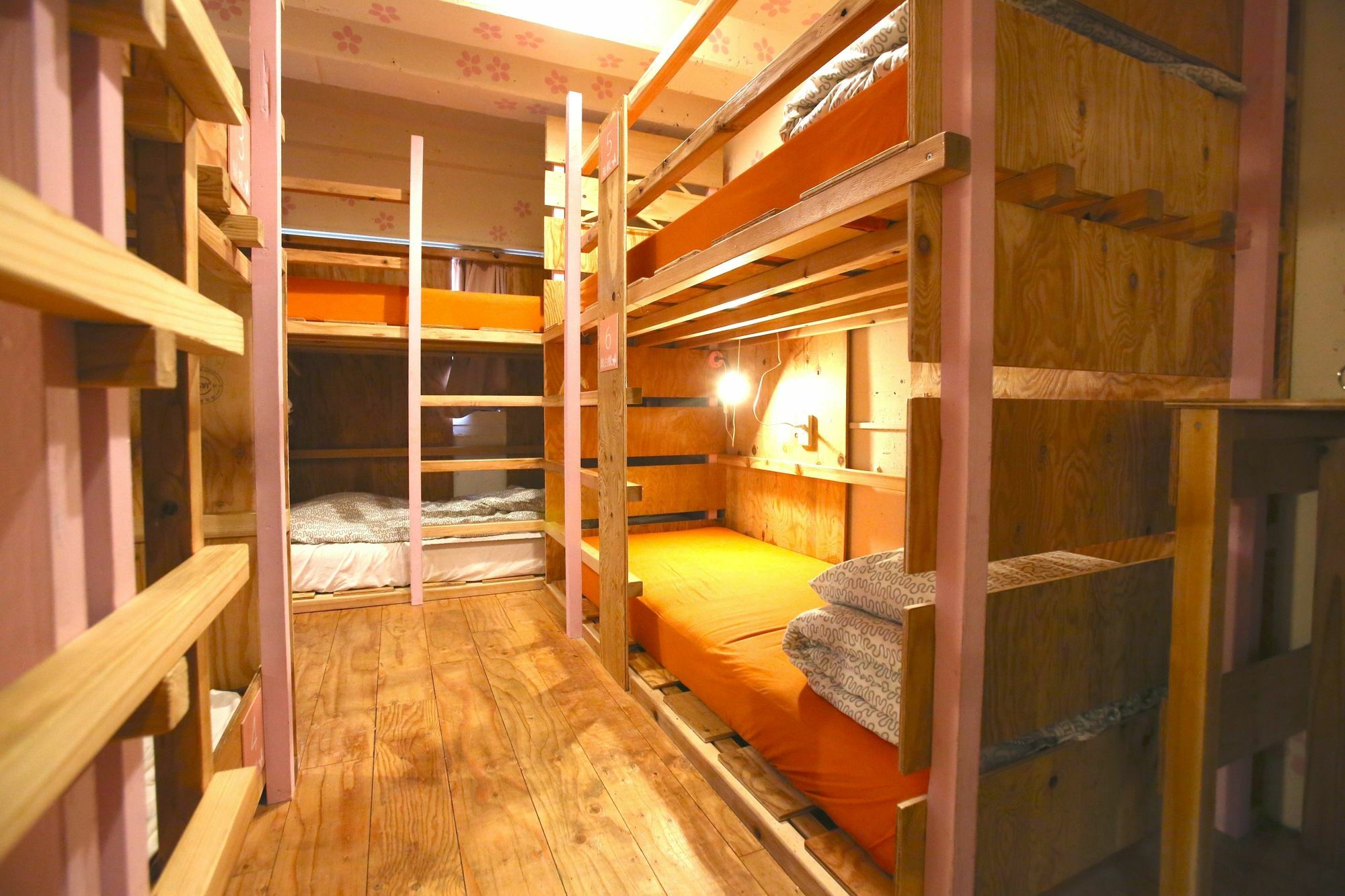 Yadoya Guest House Orange Tokyo prefektur Exteriör bild